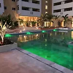 Hot Beach Suites - Reserve Temporada