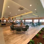 Hot Beach Suites - Reserve Temporada